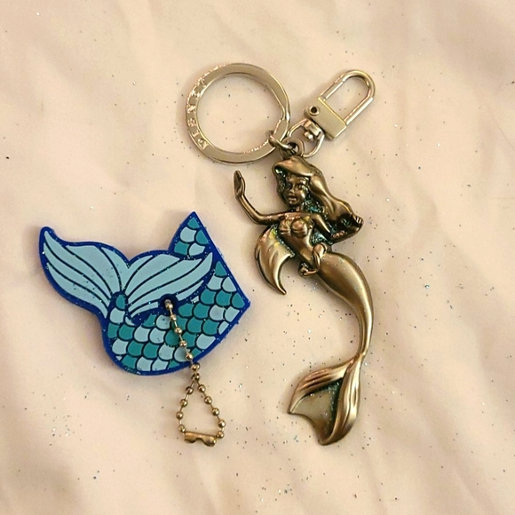 Mermaid Keychains - Picture 2 of 4